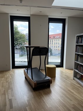 Foto der 2024 fertiggestellten neunen Standbibliothek Jena