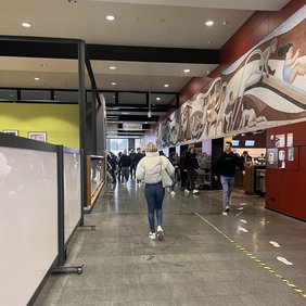 Foto der Mensa Carl-Zeiss-Promenade auf dem Campus der Fachhochschule Jena